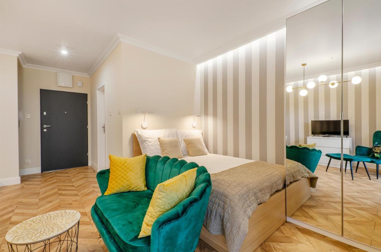Sky Home- Green Apartament -Manufaktura, Bezplatny Parking, Klimatyzacja, Dostep Na Kod Lódź Exterior foto