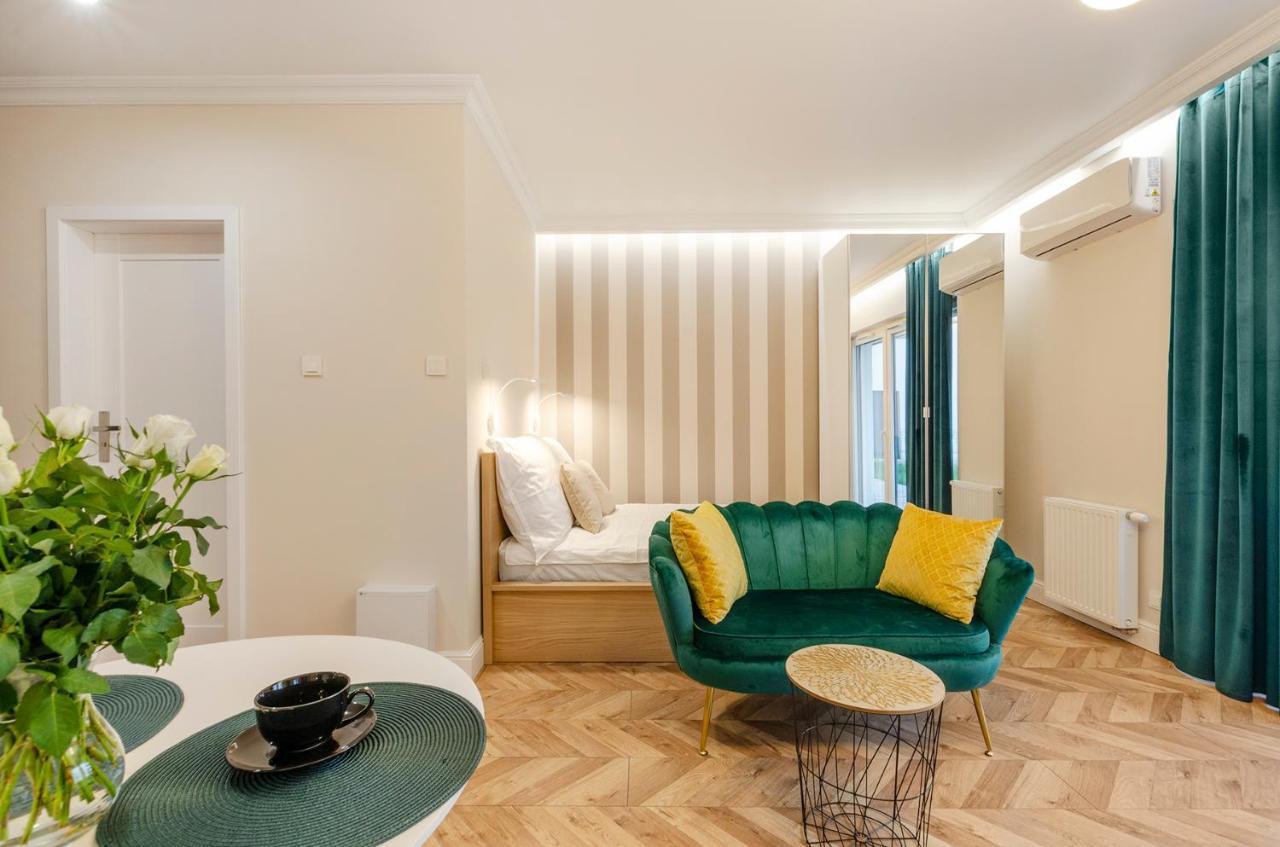 Sky Home- Green Apartament -Manufaktura, Bezplatny Parking, Klimatyzacja, Dostep Na Kod Lódź Exterior foto